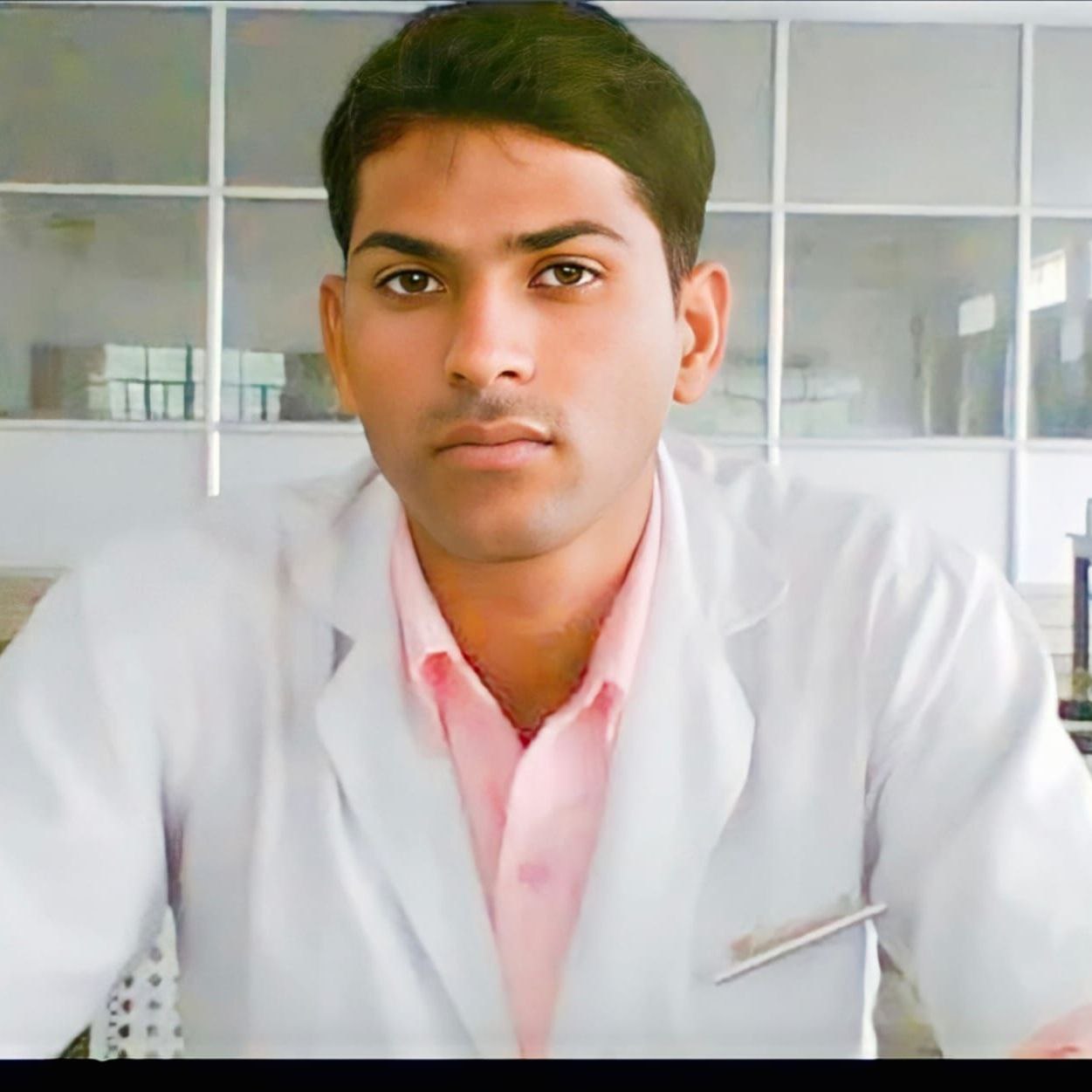 Dr Harinarayan Jat